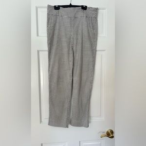 Great stretchy black and white pants by Inspired style